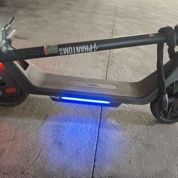 Scooter Electric Phantom 