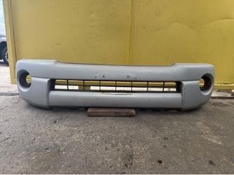 2005-2011 TOYOTA TACOMA FRONT BUMPER OEM