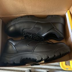 Non Slip Black Steel Toe Shoes