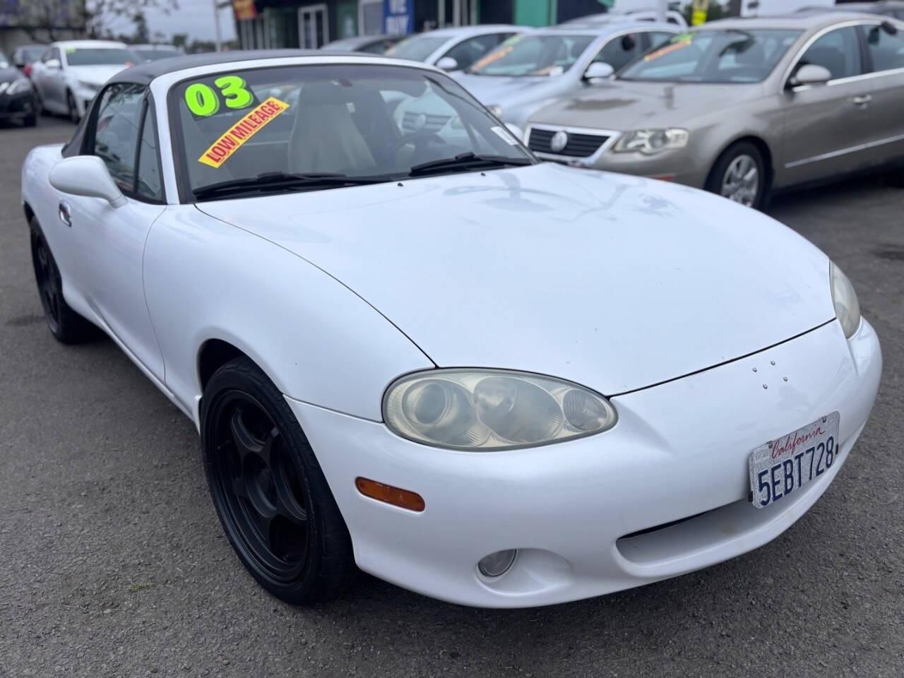 2003 Mazda MX-5 Miata