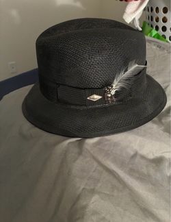 Black brim hat