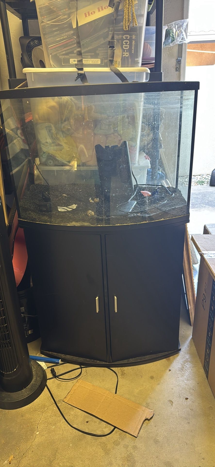 Bow Front Gosh Tank With Stand