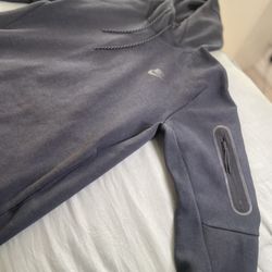 Nike Tech