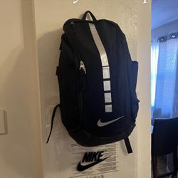 Nike Hoops Elite Pro Basketball Backpack - Black Metallic Silver