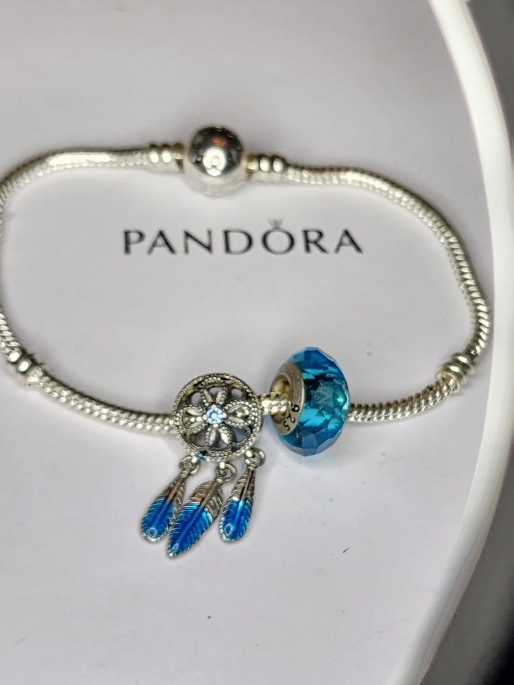 Pandora Bracelet With Charms 💯 %silver 9.25