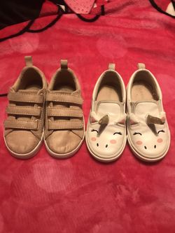 Girl’s OLD NAVY slip on