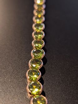 Women's jewelry
