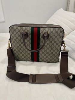 GUCCI LAPTOP BAG for Sale in Beverly Hills, CA - OfferUp