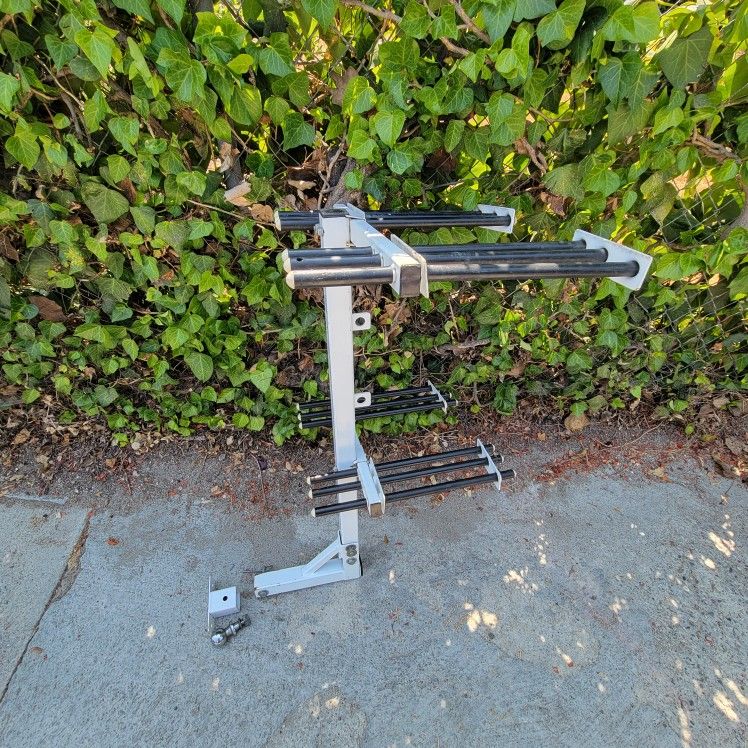 Aspen Steel Frame Ski Snowboard Hitch Mounted Rack Wih Hitch Ball