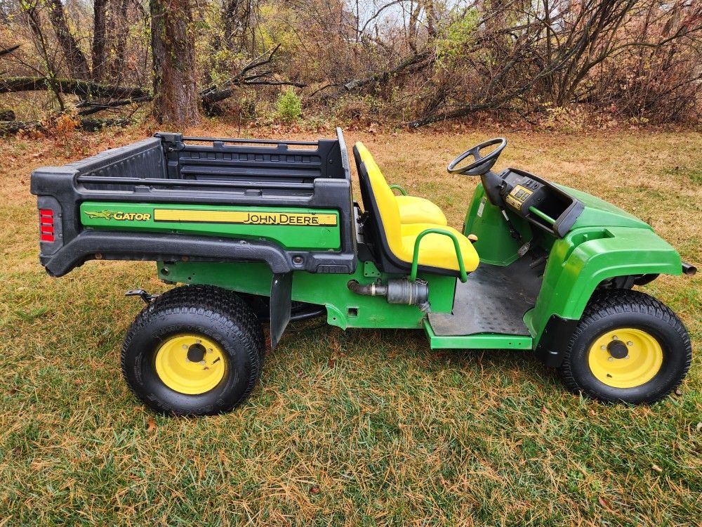 2012 John Deere Gator Tx 