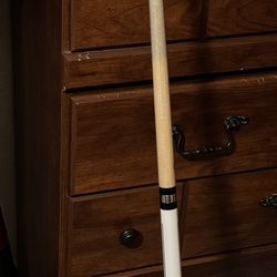 LUCASI POOL CUE