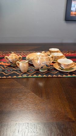 Children’s mini porcelain tea set