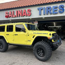 JEEP LIFT WHEELS TIRES. 17 INCH 37
