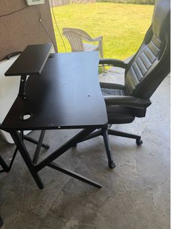 Gaming desk + Chair