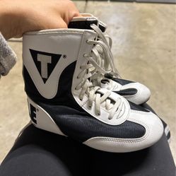 Youth Boxing Shoes Size 1