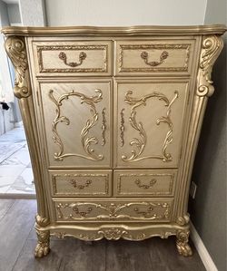 Dresden Elegant Bedroom Set
