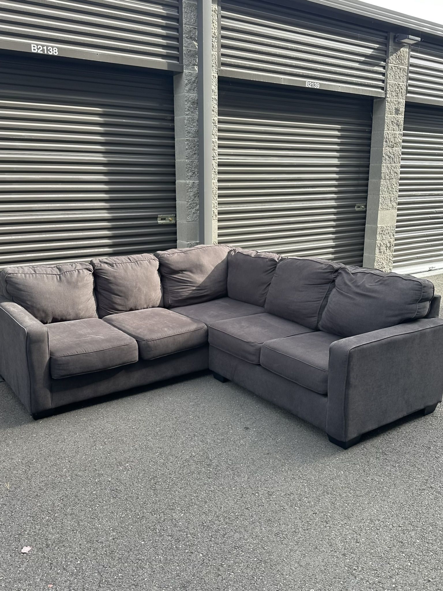 L Shape Sectional Couch (DELIVERY AVAILABLE)