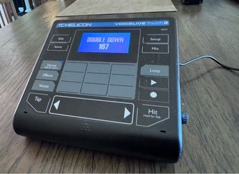 TC Helicon VoiceLive Touch 2 vocal voice effect looper and harmonizer
