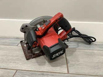 SKIL 15-Amp 7-1/4-in Corded Circular Saw