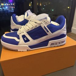 Louis Vuitton Sneakers