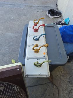 Key/coat/jacket hanger