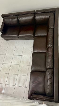 Rich Dark Brown Genuine Leather Sectional Couch No Rips No Tears No Scratches Excellent Condition