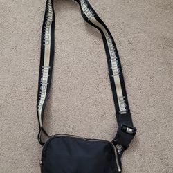 Viral Lululemon athletica Strap Crossbody Bag