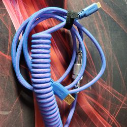 GLORIOUS Mechanical Gaming Keyboard Coiled Cable - USB TYPE-C (Nebula)