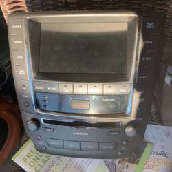 LEXUS IS250 SCREEN