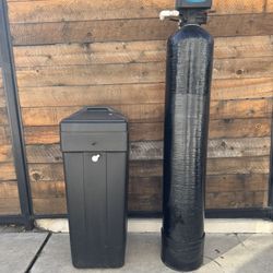 Whole House Water Softener System – 40,000 Grain (1054 Tank)