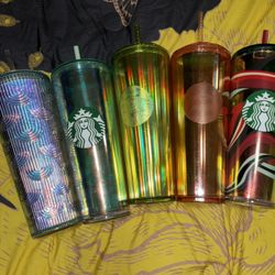 5 Starbucks Cups