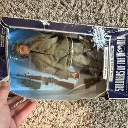 Vintage Army WW2 Action figure 
