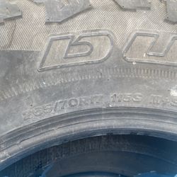 4 Tires Used 265/70R17