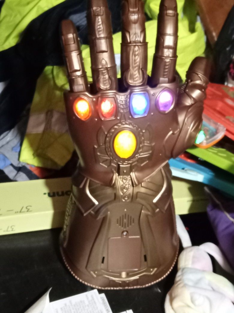 Thanos Glove