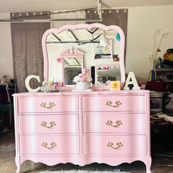 Beautiful French Provincial Dresser with mirror in pleasing pink color with gold handles 