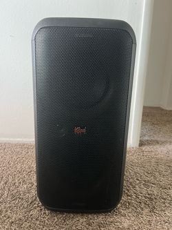 Portable rechargeable speaker