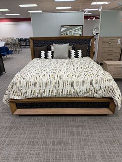 Rotta Carbonado King Panel Bed - Black And Brown | Headboard