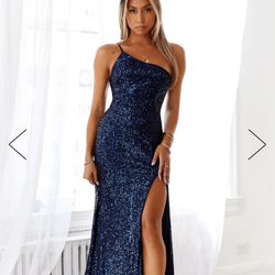 Hello Molly DEAR EMILIA A NEW GLOW SEQUIN MAXI DRESS NAVY Brand New!