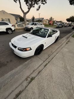 2002 Ford Mustang