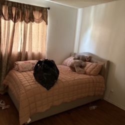Full Bed With Mattress And Bed Included 