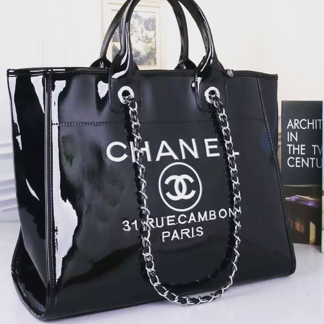 Perfect black tote handbag