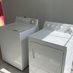 General Electric, washer and dryer in excellent shape