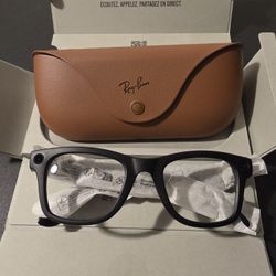 Ray Ban META WAYFARER Transitions With SAMSUNG RING
