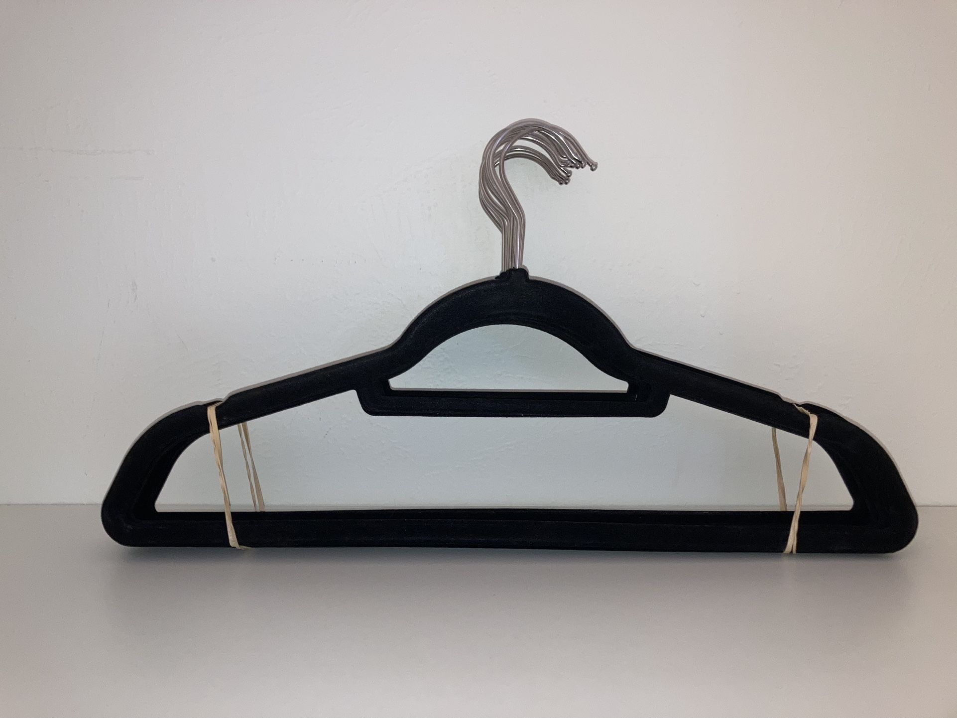 10 Pack Real Simple Velvet Closet Hangers