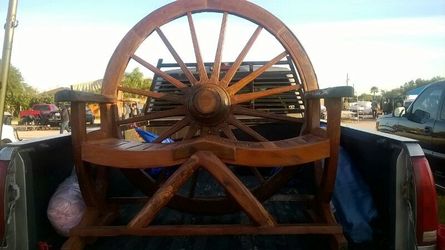 Wagon wheel bench