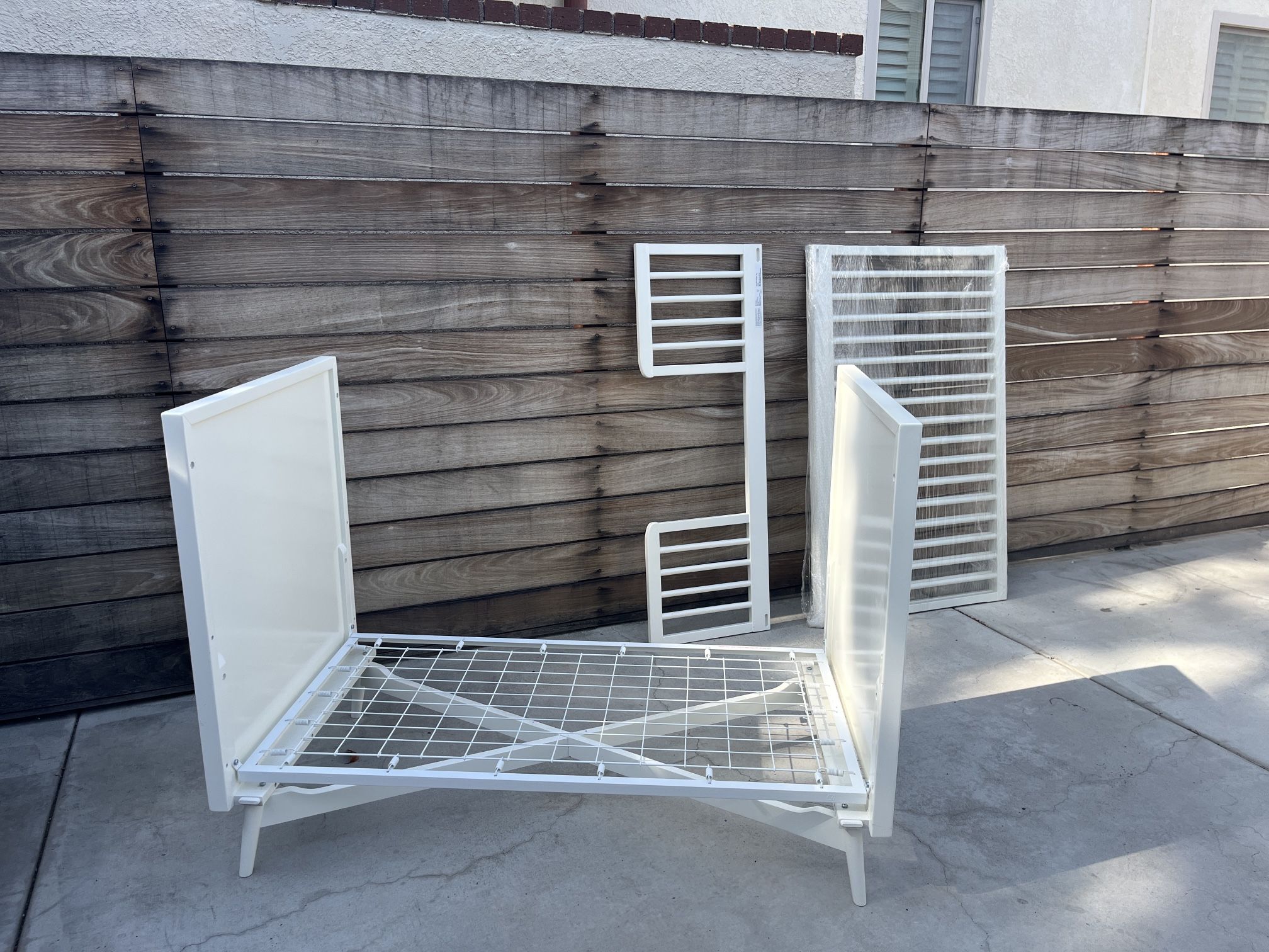 White West Elm Mid-Century convertible crib