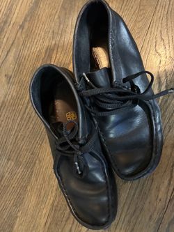 Black Leather Lace-Up Oxford Shoes