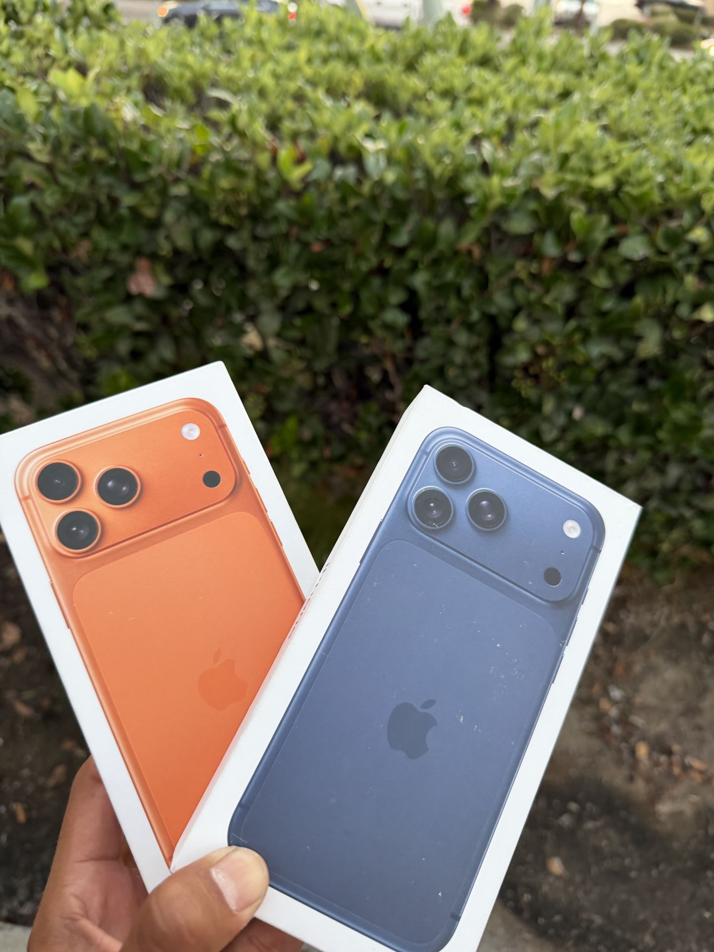 I P H O N E -17 P R O -M A X 256Gb Att Or Cricket Only New