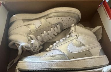 WMNS NIKE COURT VISION MID WHITE METALLIC SILVER