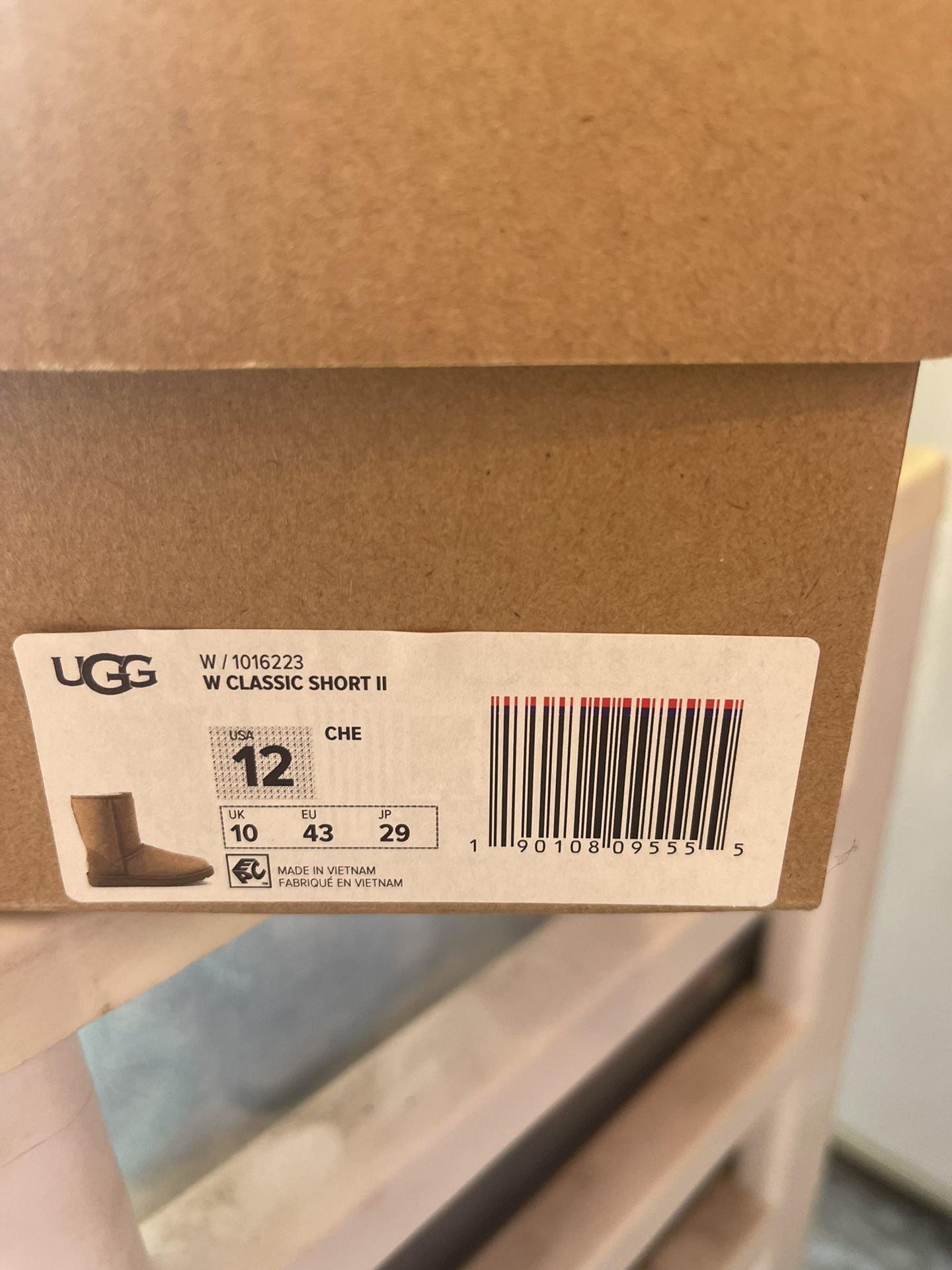 New UGG Classic Short 